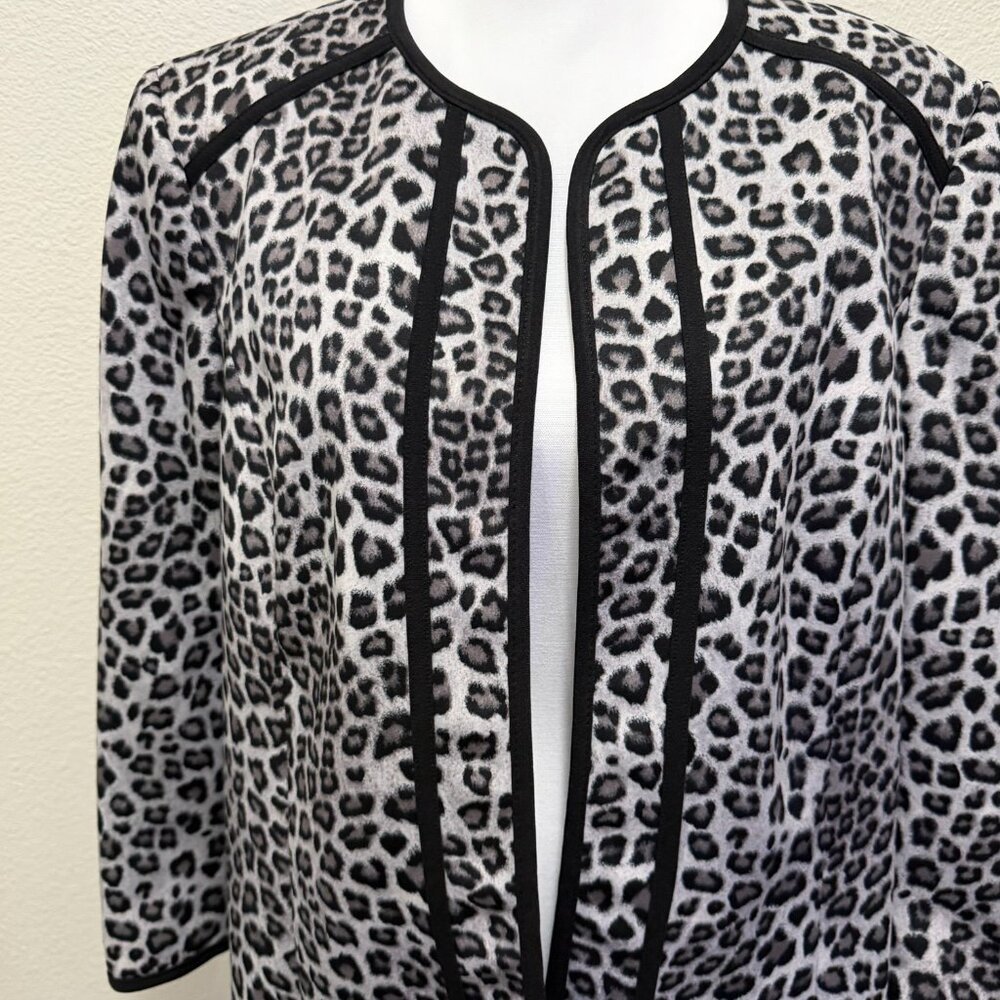 Kasper gray leopard print dress jacket, 3/4 sleeves, size 16